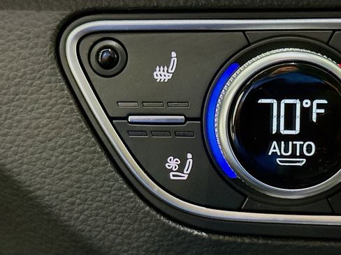 Used 2018 Audi Q5 Prestige w/ Prestige Package image 24