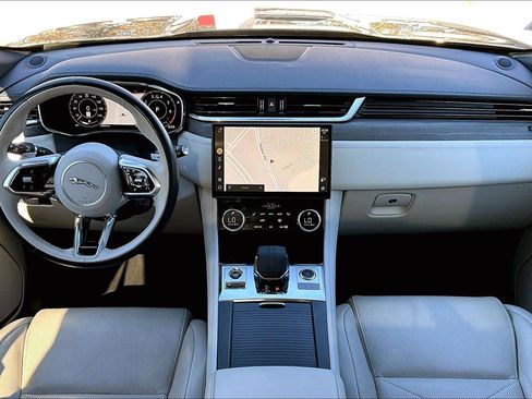Used 2023 Jaguar F-PACE S image 16