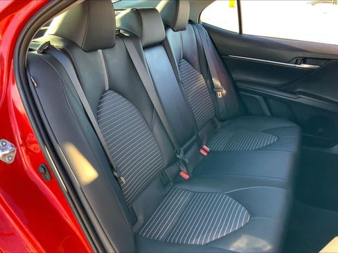 Used 2023 Toyota Camry SE FWD image 19