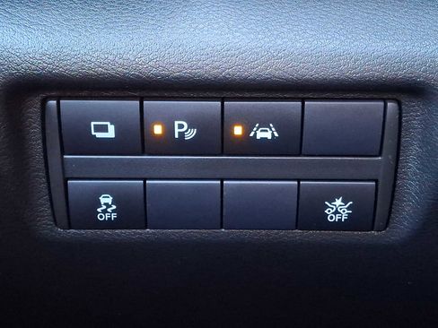 Used 2023 Nissan Versa S image 22