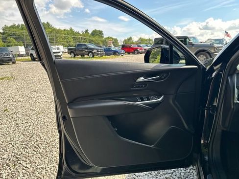 Used 2020 Cadillac XT4 Sport AWD/4WD image 27