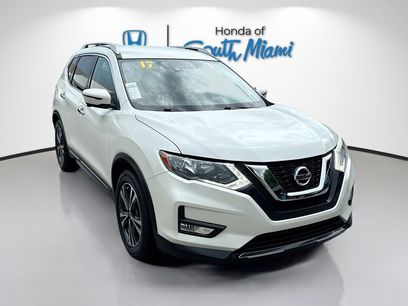 Used 2017 Nissan Rogue SL
