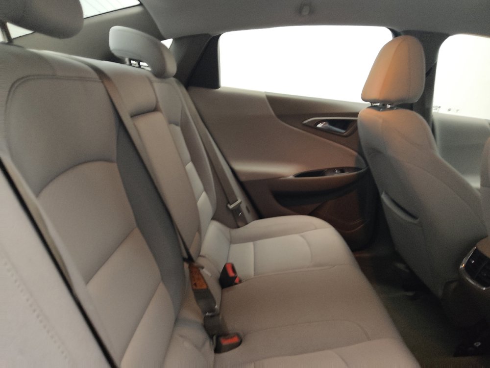 Used 2022 Chevrolet Malibu LT FWD image 19