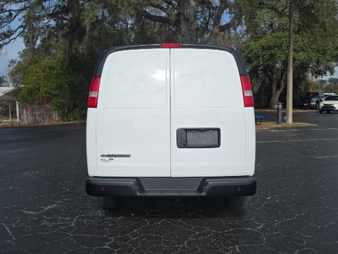 Used 2025 Chevrolet Express 2500 w/ Driver Convenience Package image 13