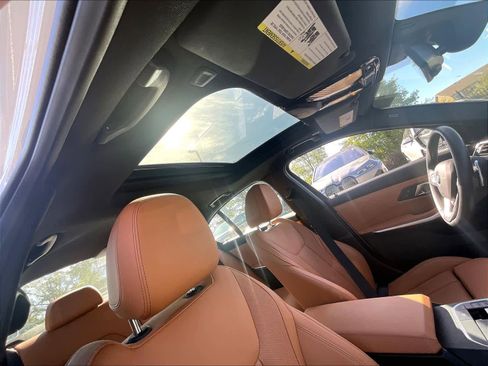 Used 2024 BMW 330i xDrive Sedan w/ Premium Package image 23