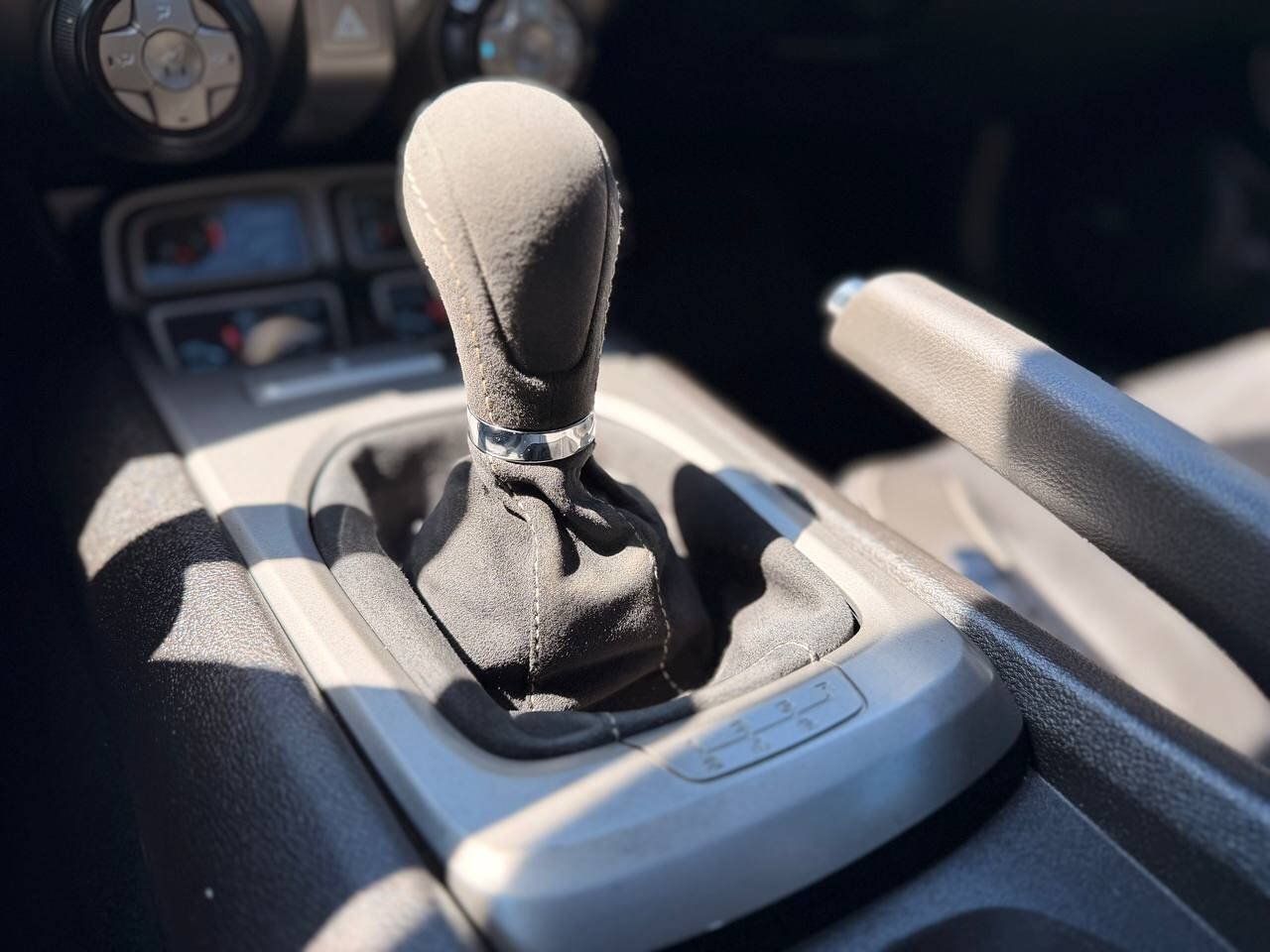 Used 2013 Chevrolet Camaro SS w/ SS Performance Package RWD image 19