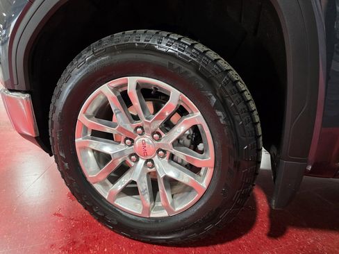 Used 2022 GMC Sierra 1500 SLT image 11