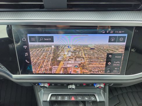 Used 2020 Audi Q3 2.0T Prestige w/ Prestige Package image 33