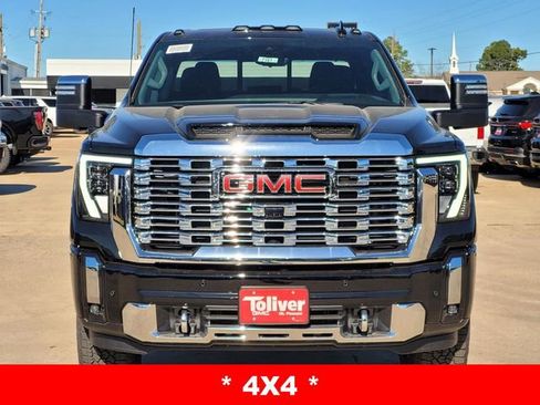 New 2026 GMC Sierra 2500 Denali w/ Denali Reserve Package image 3