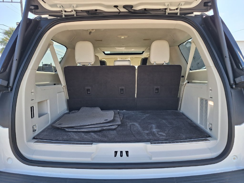 Used 2021 Lincoln Navigator L Black Label w/ Cargo Convenience Package AWD/4WD image 31