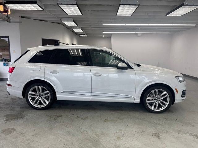 Used 2017 Audi Q7 3.0T Prestige AWD/4WD image 12