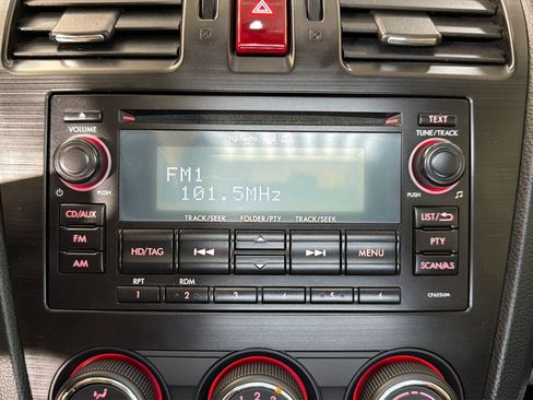 Used 2015 Subaru Forester 2.5i Premium w/ All-Weather Package AWD/4WD image 24