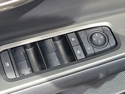 Used 2025 Lexus UX 300h AWD w/ Cold Area Package image 10