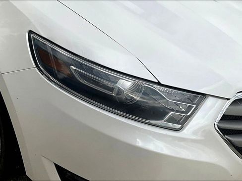 Used 2015 Ford Taurus SEL w/ Equipment Group 201A image 27