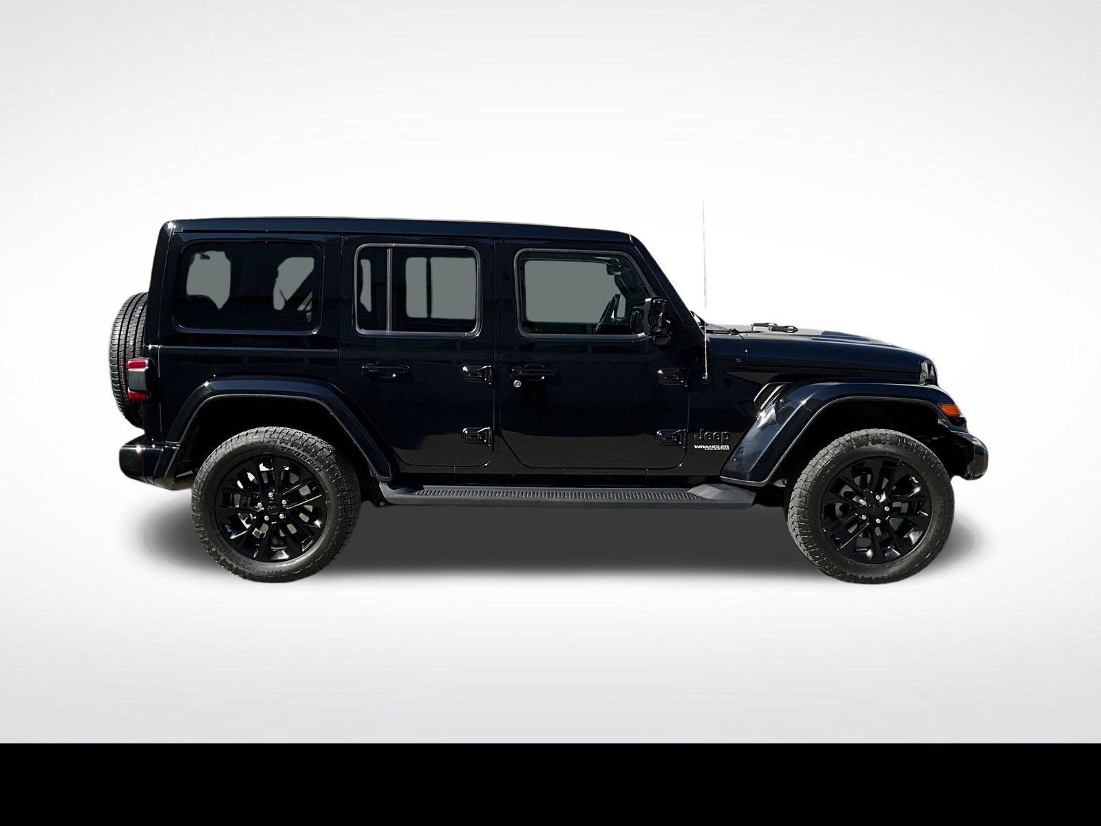 Used 2021 Jeep Wrangler Unlimited Sahara AWD/4WD image 22