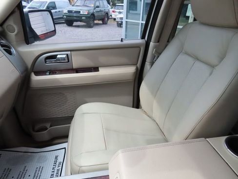 Used 2010 Ford Expedition Limited AWD/4WD image 21