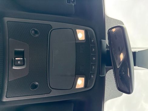 Used 2017 Ford F150 Lariat w/ Equipment Group 502A Luxury AWD/4WD image 21