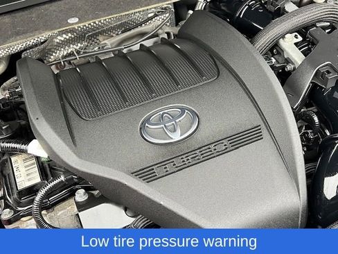 Used 2023 Toyota Highlander XSE image 37