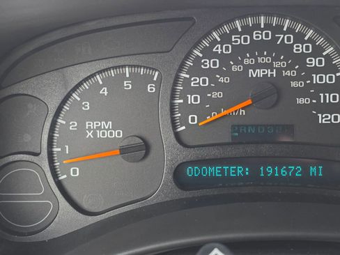 Used 2005 GMC Sierra 1500 SLE w/ Off-Road Package image 14