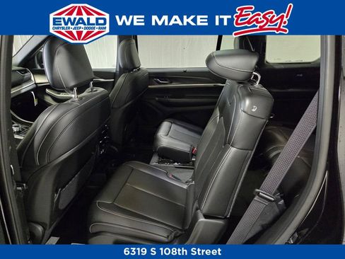 New 2025 Jeep Grand Cherokee L Limited w/ Luxury Tech Group II image 11