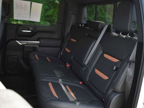 Used 2021 GMC Sierra 1500 AT4 w/ AT4 Premium Package image 14