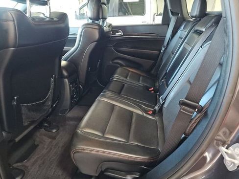 Used 2018 Jeep Grand Cherokee Trailhawk w/ Trailhawk Luxury Group AWD/4WD image 7