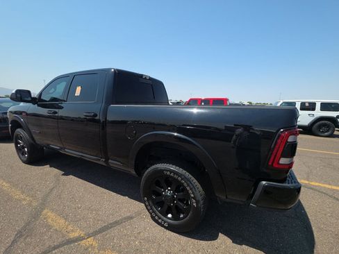 Used 2022 RAM 2500 Laramie w/ Night Edition AWD/4WD image 4