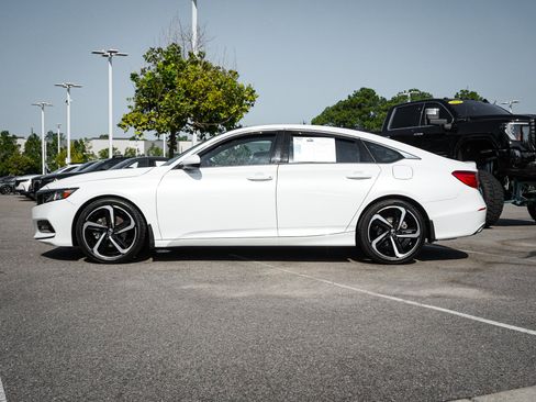 Used 2020 Honda Accord Sport image 7
