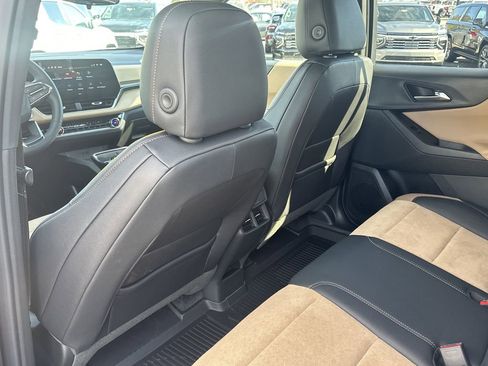 New 2026 Chevrolet Equinox ACTIV w/ LPO, Floor Liner Package image 24