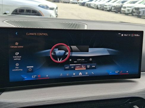 Used 2025 BMW 430i xDrive w/ Premium Package AWD/4WD image 17