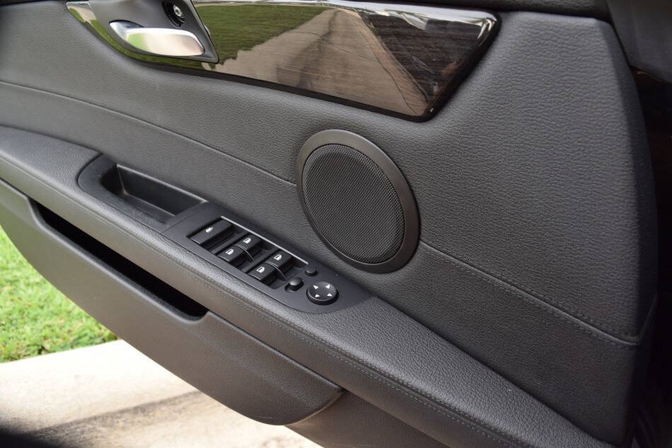 Used 2014 BMW Z4 sDrive35is RWD image 72