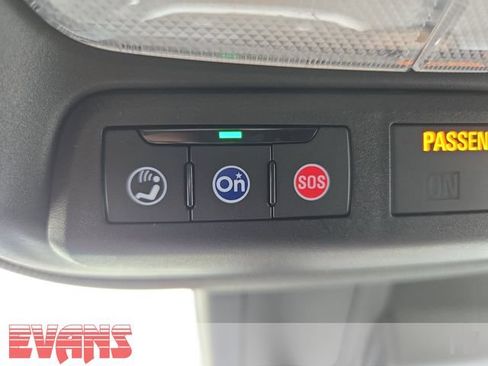 Used 2022 Chevrolet TrailBlazer RS AWD/4WD image 12
