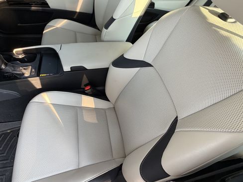 Certified 2023 Lexus ES 350 w/ Premium Package FWD image 15