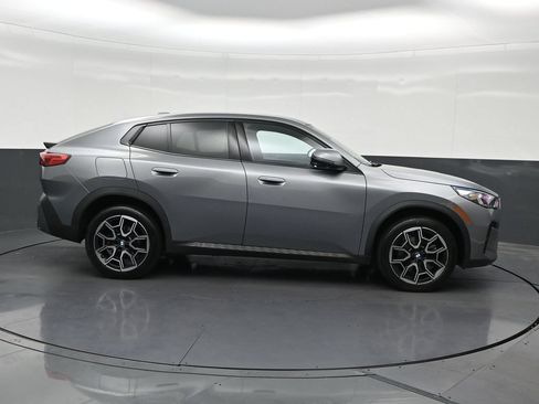 Used 2025 BMW X2 xDrive28i w/ Convenience Package AWD/4WD image 7