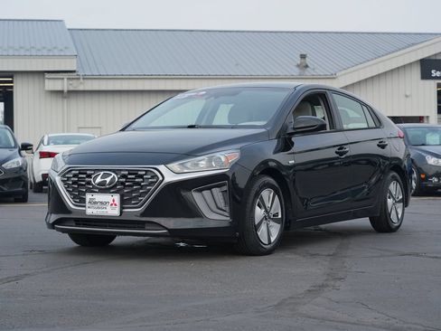 Used 2020 Hyundai Ioniq Blue FWD image 7