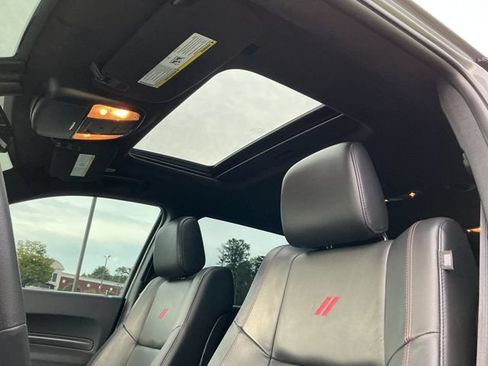 Used 2022 Dodge Durango R/T RWD image 21