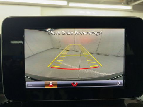 Used 2019 Mercedes-Benz GLC 300 GLC 300 image 24