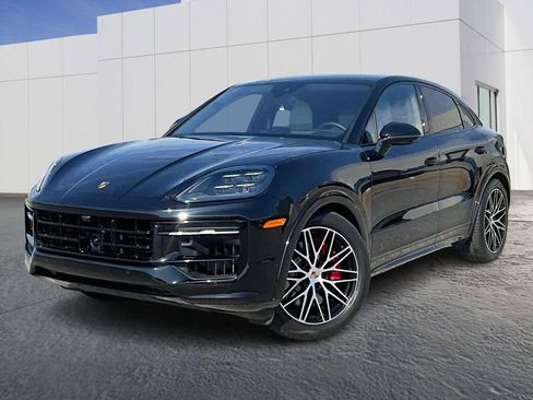 New 2026 Porsche Cayenne GTS image 1