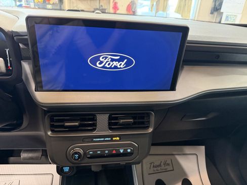 New 2026 Ford Maverick XLT w/ Black Appearance Package AWD/4WD image 16