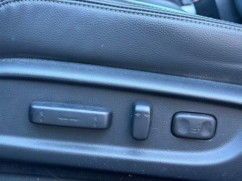 Used 2016 Honda Accord Touring image 16