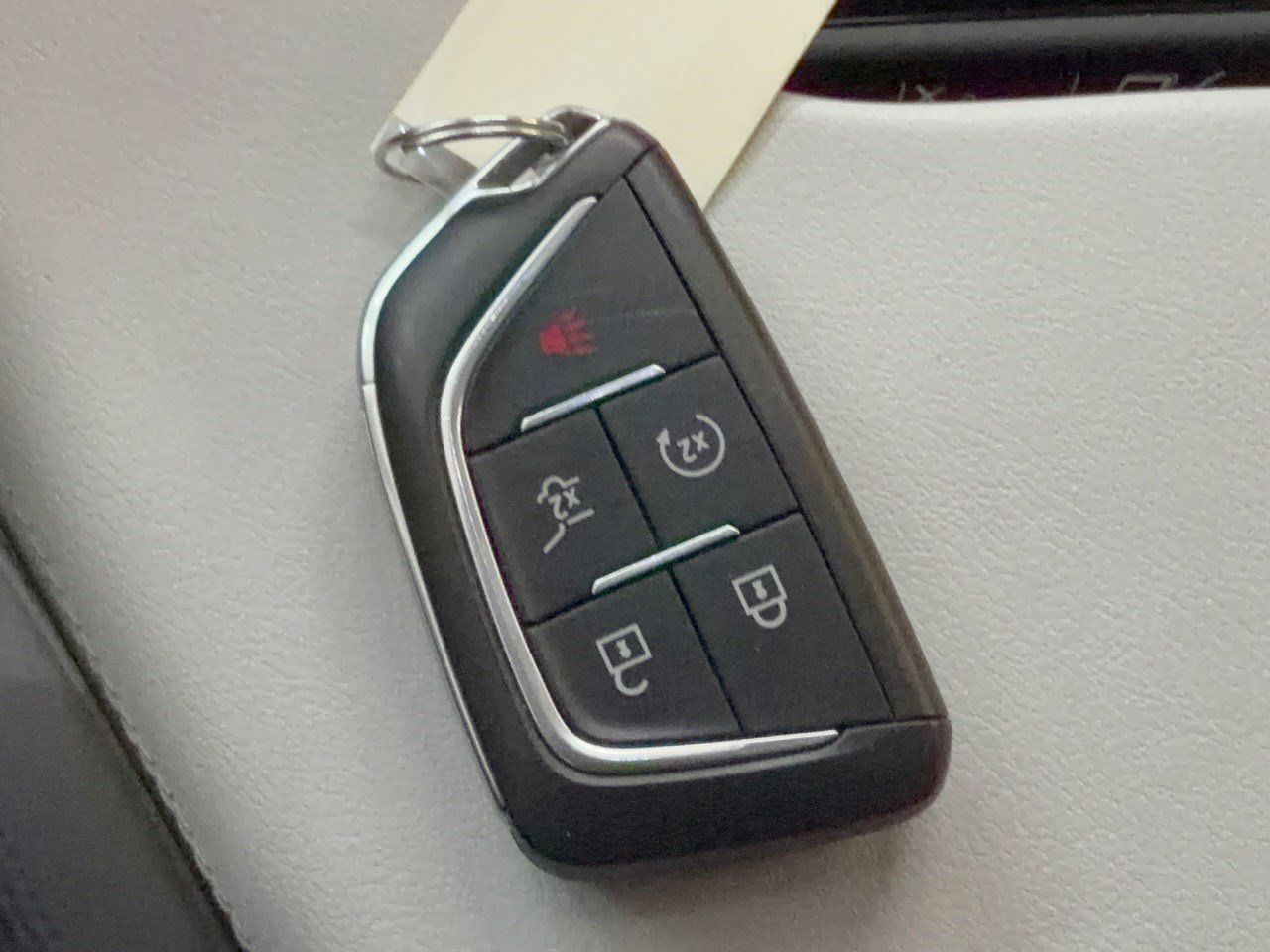 Used 2024 Cadillac Lyriq Sport RWD image 31