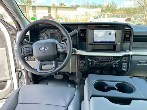 New 2026 Ford F250 XL w/ XL Chrome Package AWD/4WD image 19