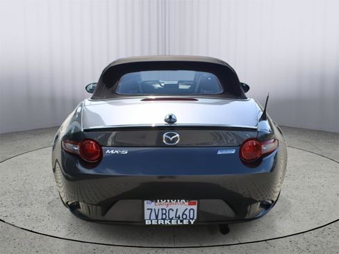 Used 2016 MAZDA MX-5 Miata Club image 7
