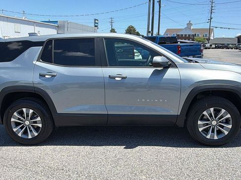 New 2026 Chevrolet Equinox LT FWD image 4