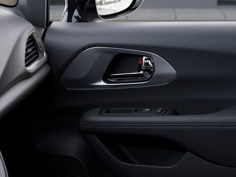 New 2026 Chrysler Voyager LX FWD image 25