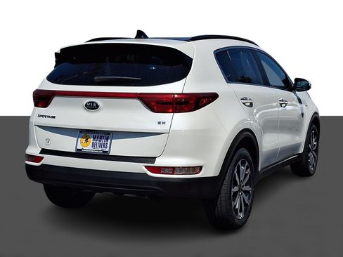 Used 2018 Kia Sportage EX w/ EX Premium Package AWD/4WD image 6