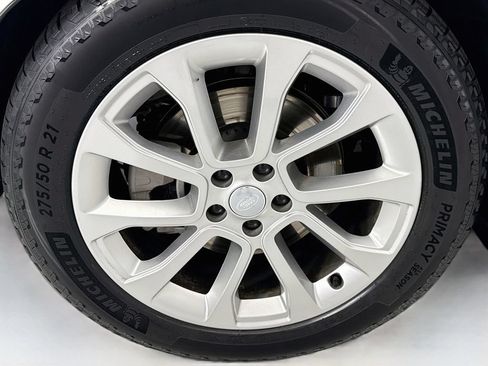 Used 2024 Land Rover Range Rover Sport SE AWD/4WD image 31