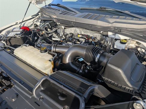 Used 2023 Ford F150 XLT w/ Equipment Group 302A High image 33