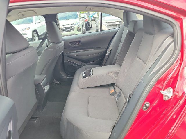 Used 2025 Toyota Corolla LE FWD image 19