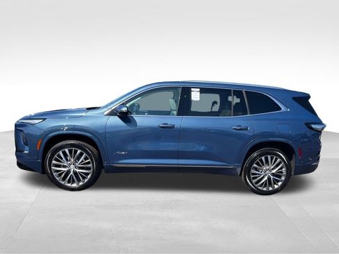 Used 2026 Buick Enclave Avenir w/ Super Cruise Package AWD/4WD image 2